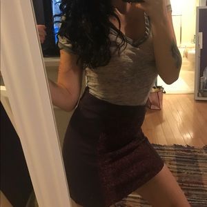 American eagle purple skirt (with tags still on)
