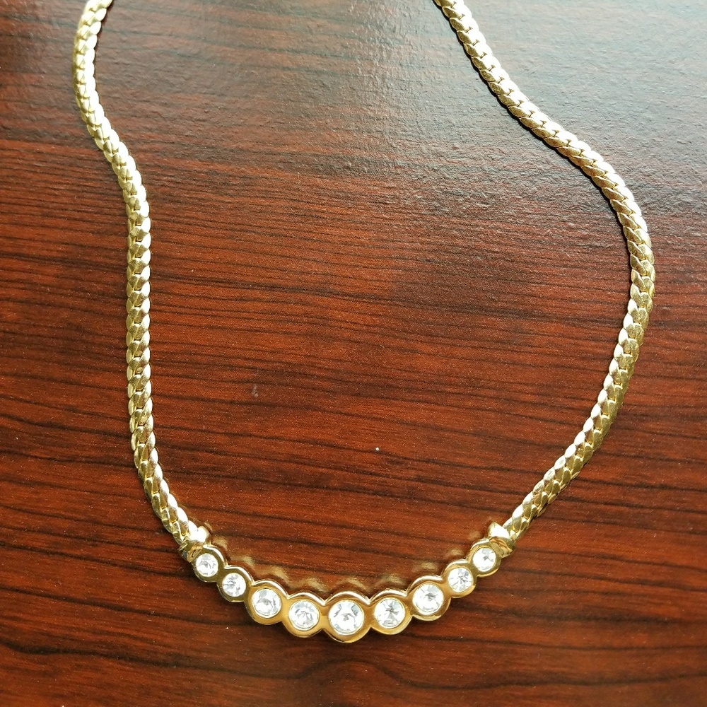 Gold look necklace with clear stones