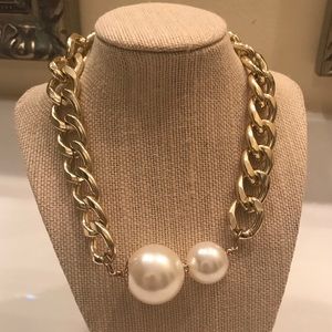 🎉 Chain link faux pearl necklace