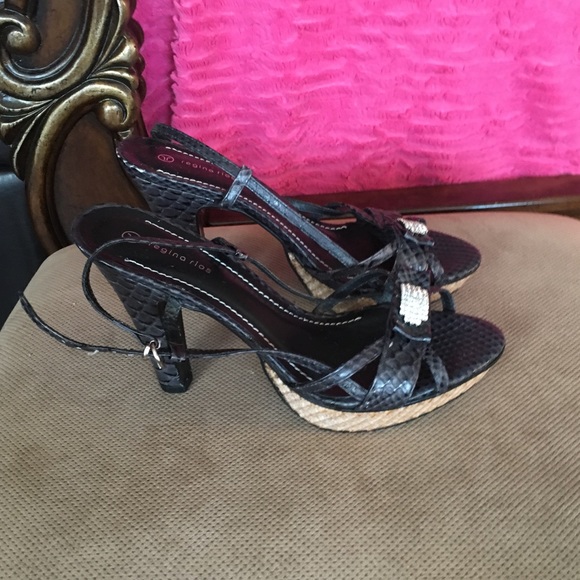 Platform Heels NWOT - Picture 3 of 8