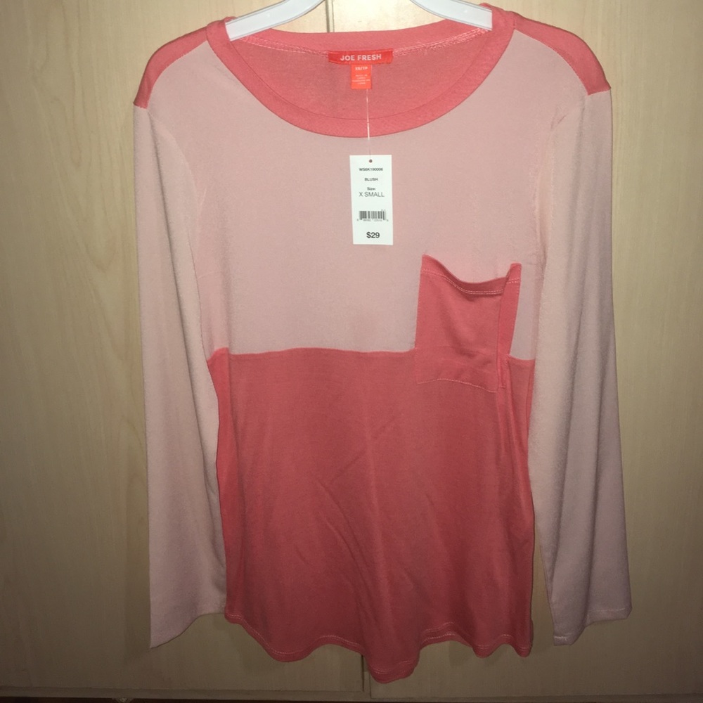 Long sleeve tee shirt