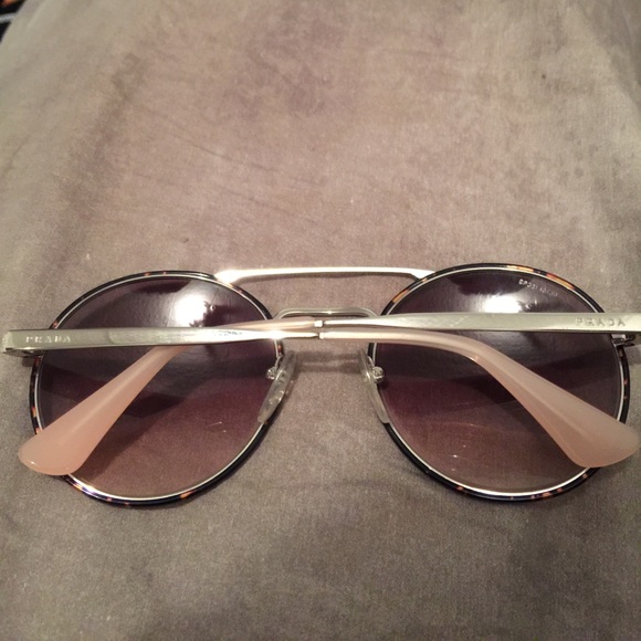 Oversized round sunglasses Prada main image 5