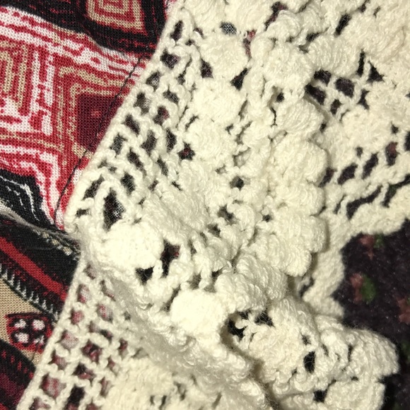 Shorts - Picture 2 of 3