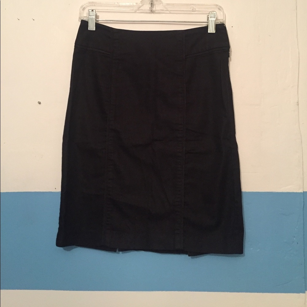 Lightly worn black pencil skirt