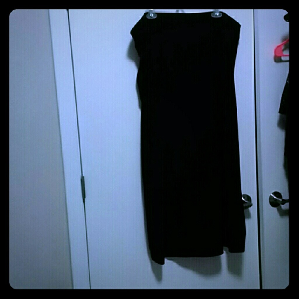 Black maxi skirt