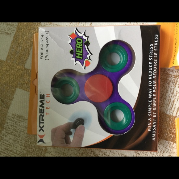 3 Fidgit Spinners Hero Edition. - Picture 5 of 5