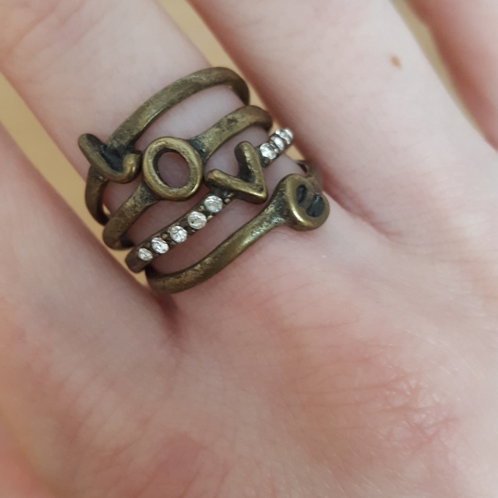 'LOVE' Ring
