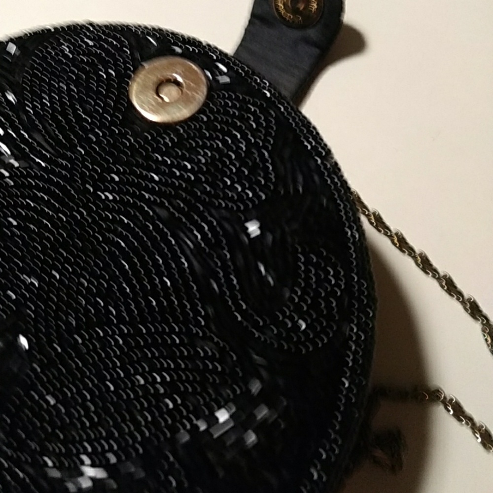 Purse - Picture 2 of 2
