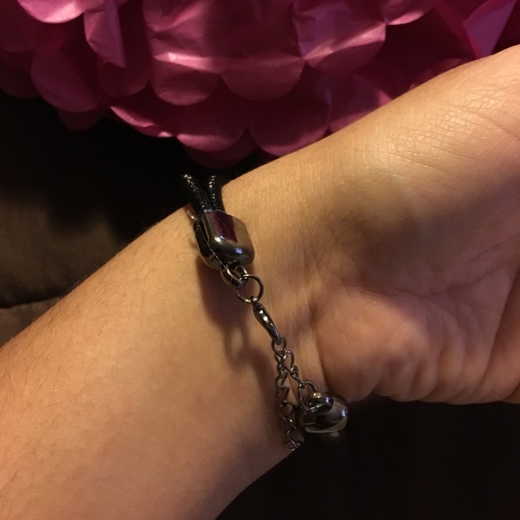 Cute coil bracelets - Picture 3 of 6