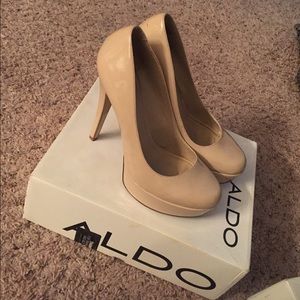 Nude pumps from ALDO!