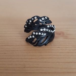 Black Feather Ring w/ Rhinestones (Size 8-9)