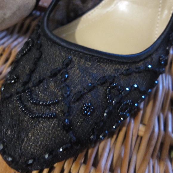 BCBG black beaded pumps - Picture 4 of 4