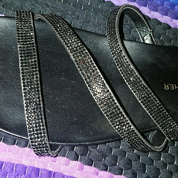 Marc Fisher Embellished Black Rhinestone Dressy Strappy Flat Slide Sandals 6.5M - Picture 2 of 6