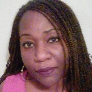 Meet your Posher, Yvette