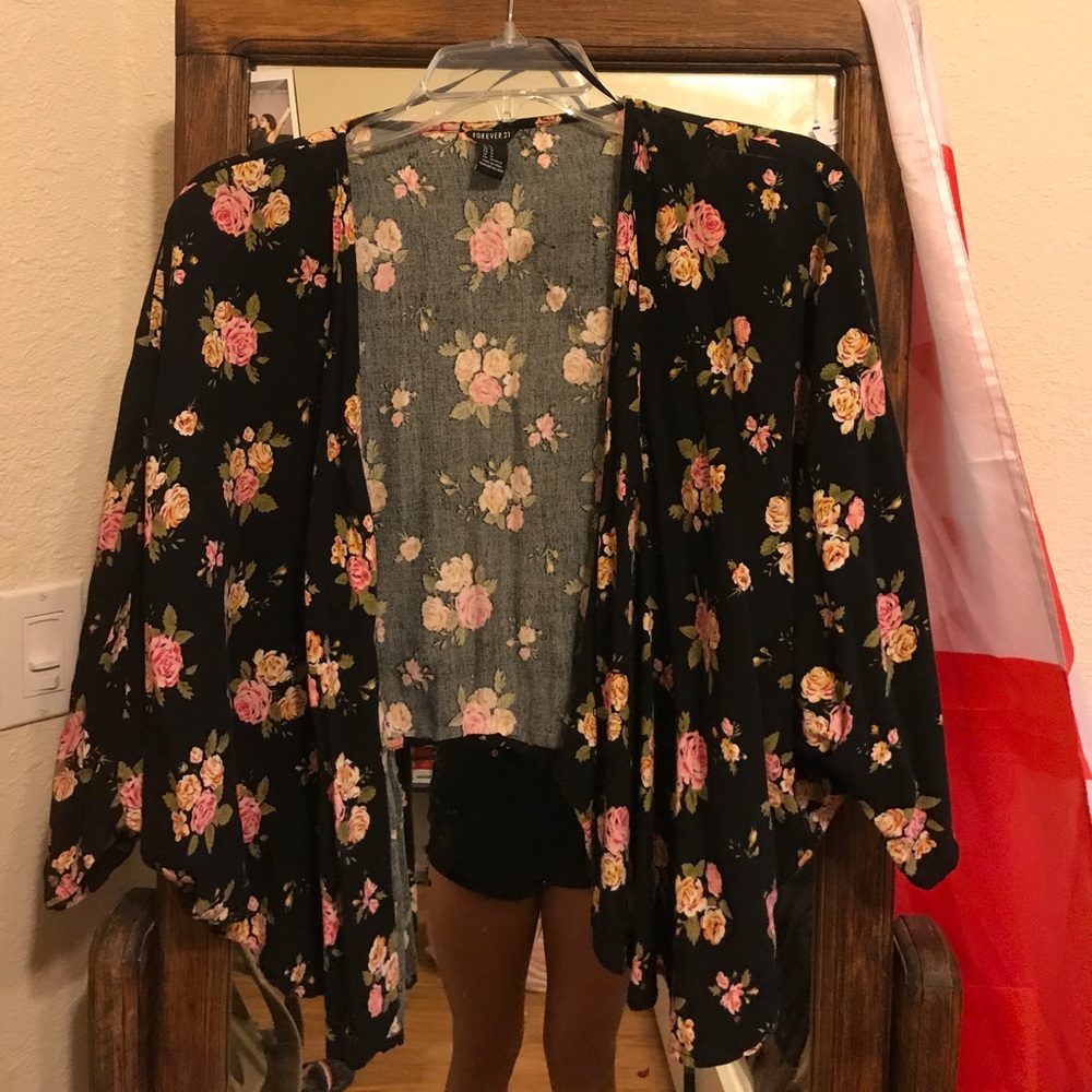 Crop forever 21 cardigan/cover up/ kimono thing