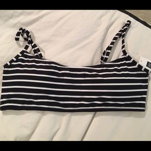 NWT Gap swimsuit top