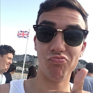 Meet your Posher, Alexander