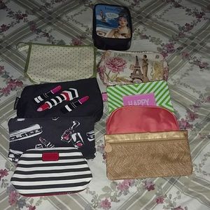 Cosmetic bags in various sizes