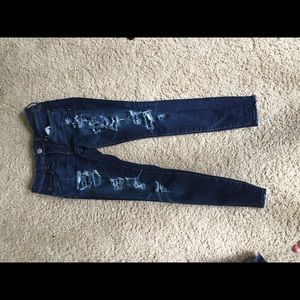 American Eagle Ripped jeans