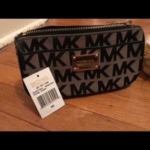 Micheal Kors Small Bag