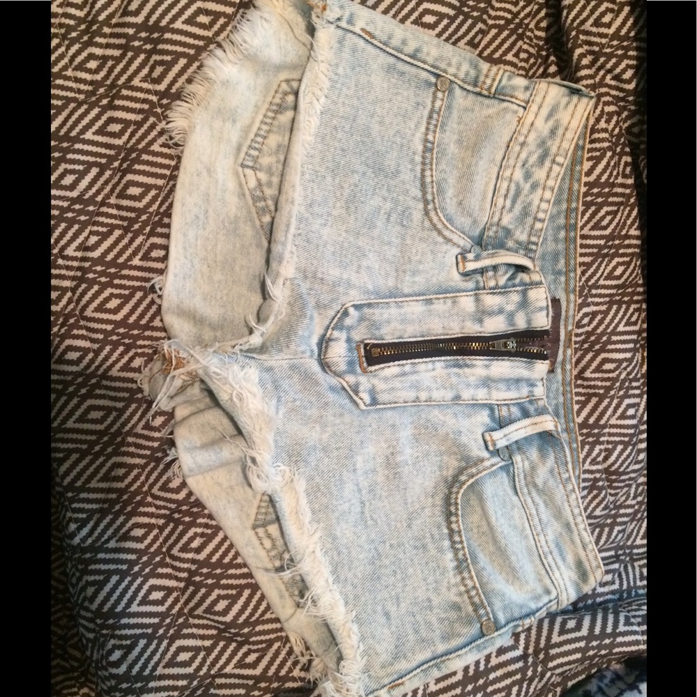 Kendall & Kylie shorts