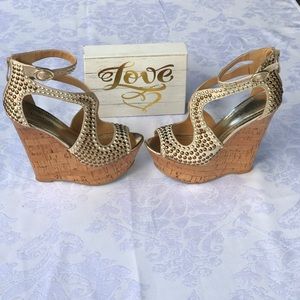 BEBE SHOES PLATFORMS