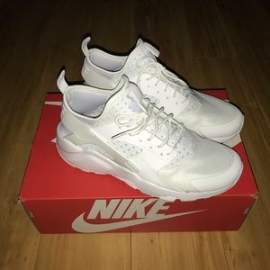 Nike Air Huarache Ultra Shoe - White - Rarely Used