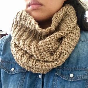 Brown H&M tube scarf