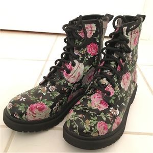 Mossimo Combat Boots
