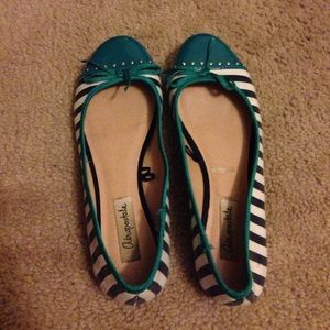 Striped flats size 8