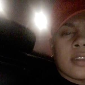 Meet your Posher, Nia