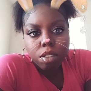 Meet your Posher, Talisha