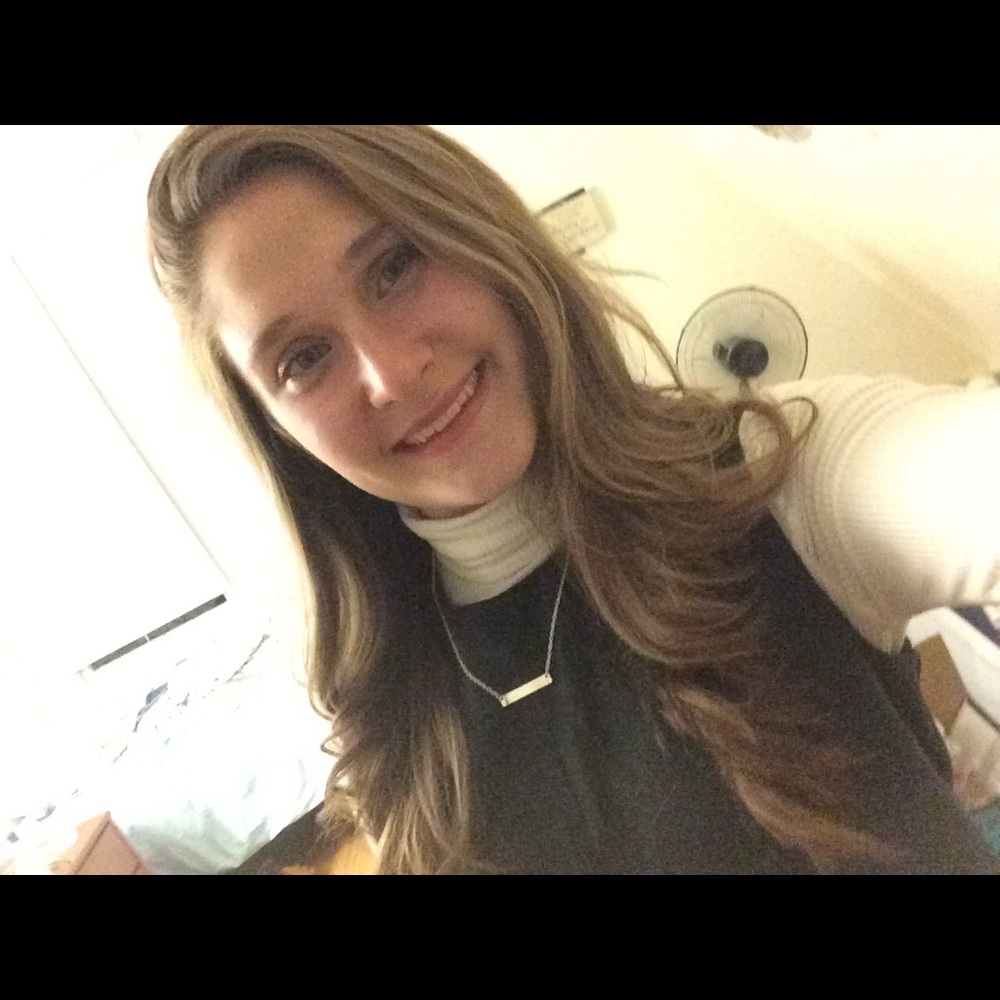 Meet your Posher, Celia