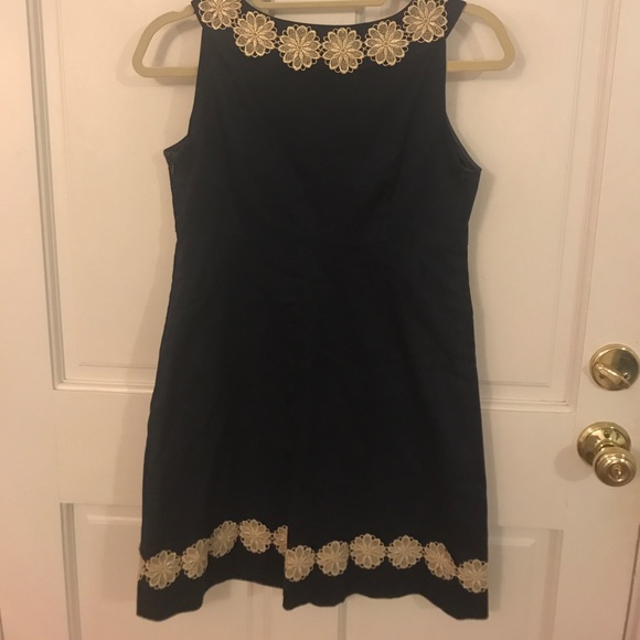 Lily Pulitzer shift dress - Picture 3 of 3