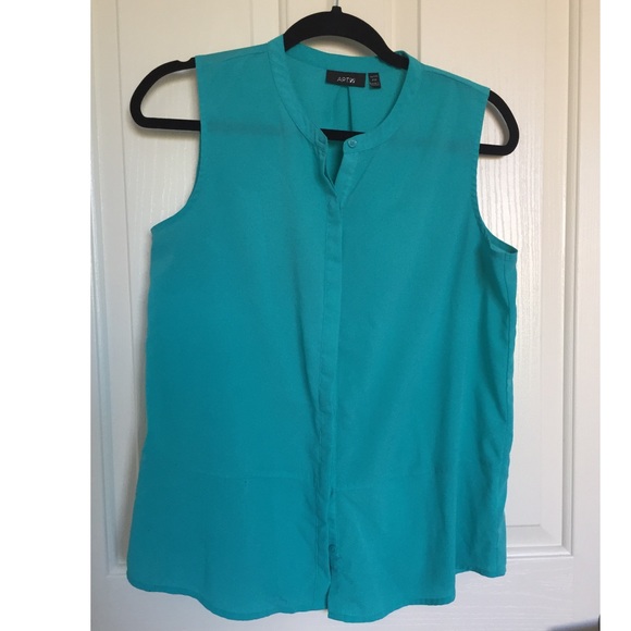Blue Top - Picture 1 of 2