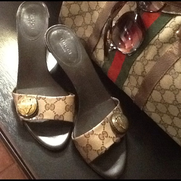 Authentic Gucci Slides - Picture 1 of 8