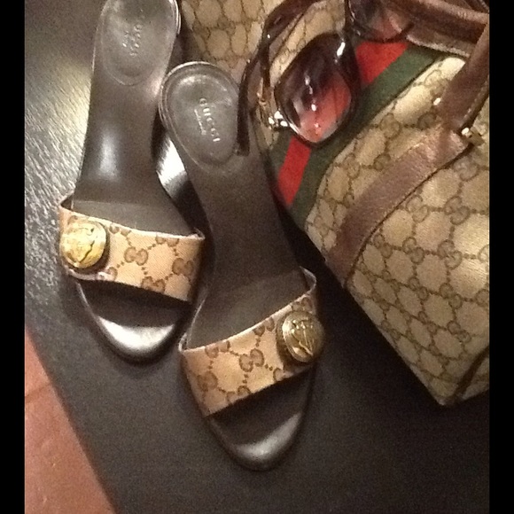 Authentic Gucci Slides - Picture 2 of 8