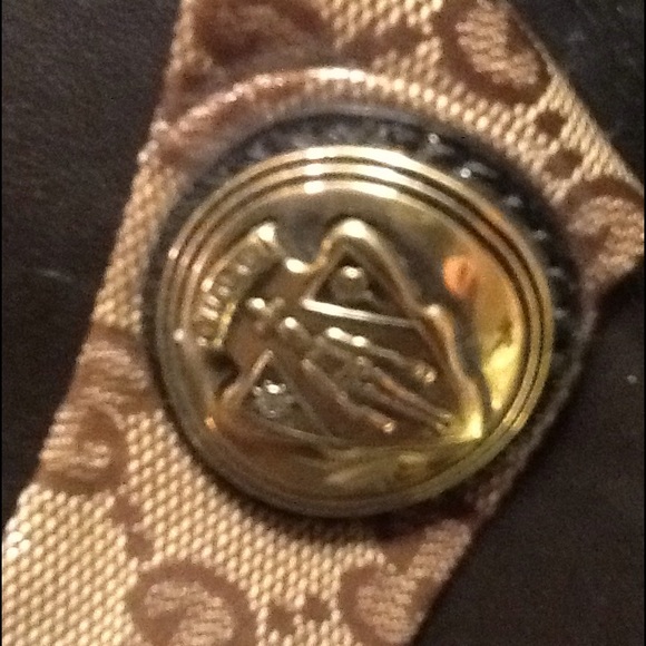 Authentic Gucci Slides - Picture 4 of 8