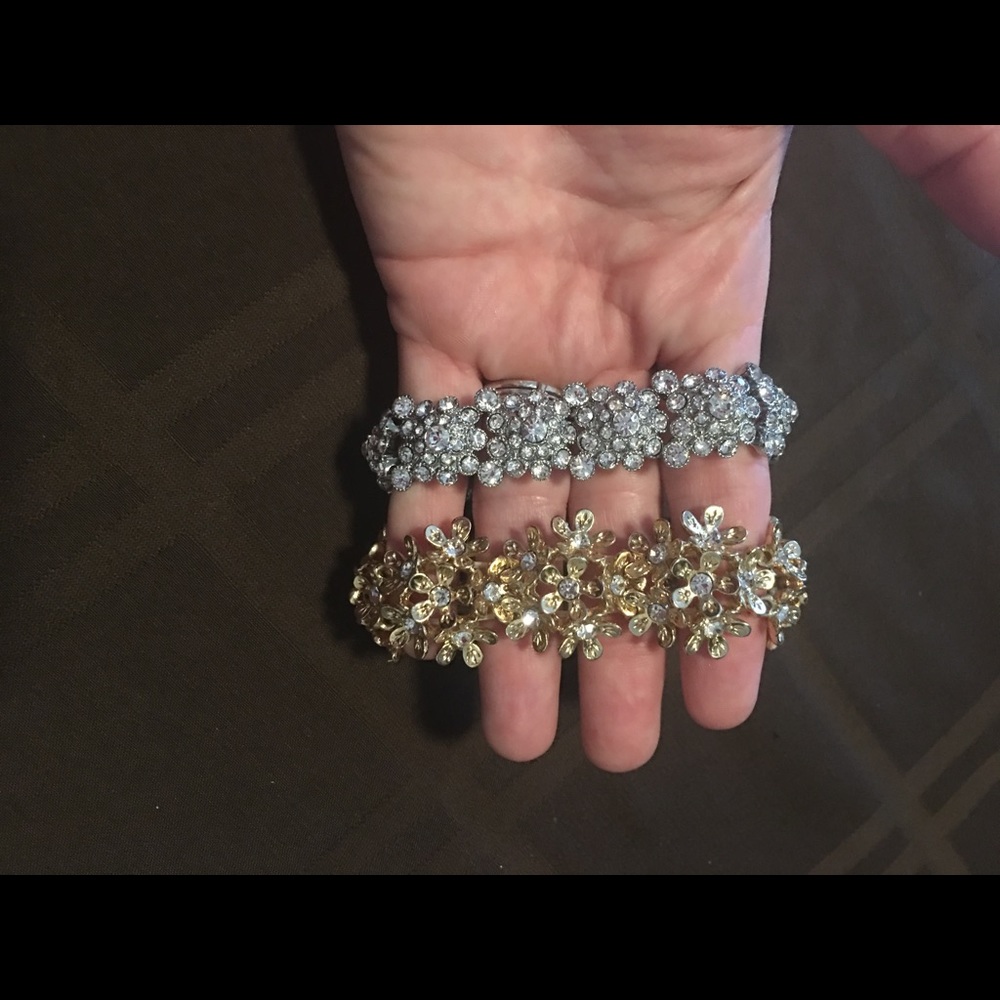 Set of 2 stretchy bracelets