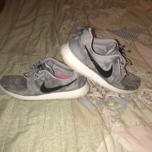 Nike Roshes