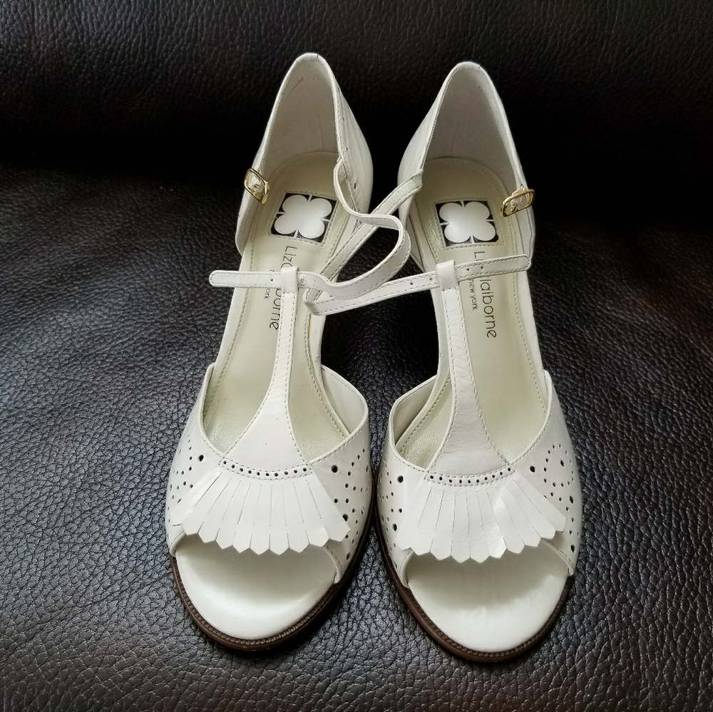 Super cute Liz Claiborne heels