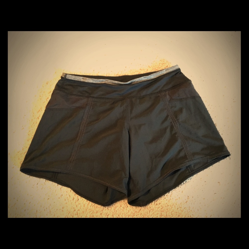Lululemon black shorts