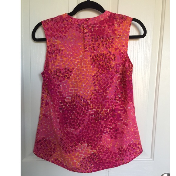 Top - Picture 2 of 2