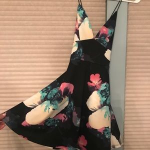 💙beautiful summer flowery dress💙