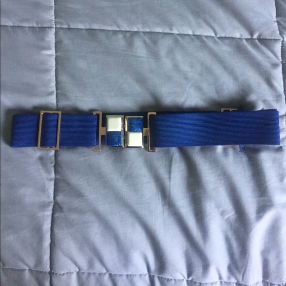 Women's Fashion Belt - Picture 1 of 3