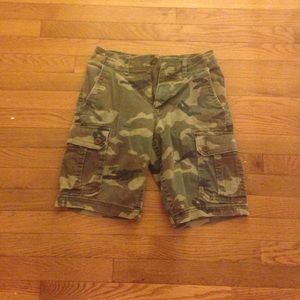 American eagle camo cargo shorts