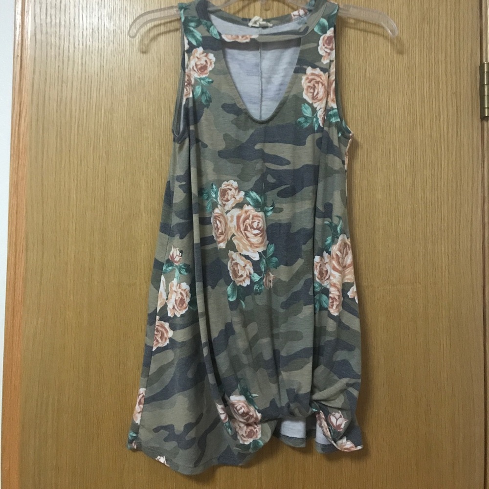 Camo/Rose Choker Tank