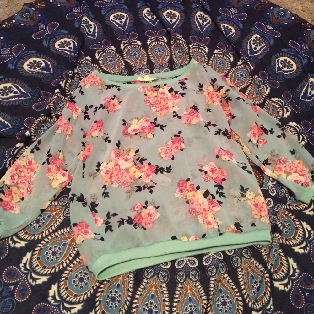 Cute top