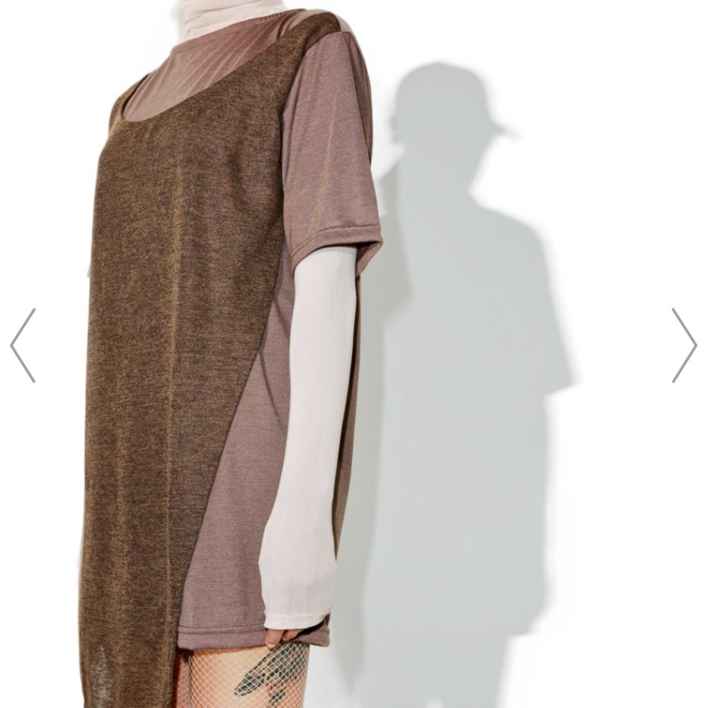 MNML Season One Asymmetrical Top OS - Picture 2 of 4