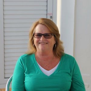 Meet your Posher, Joni